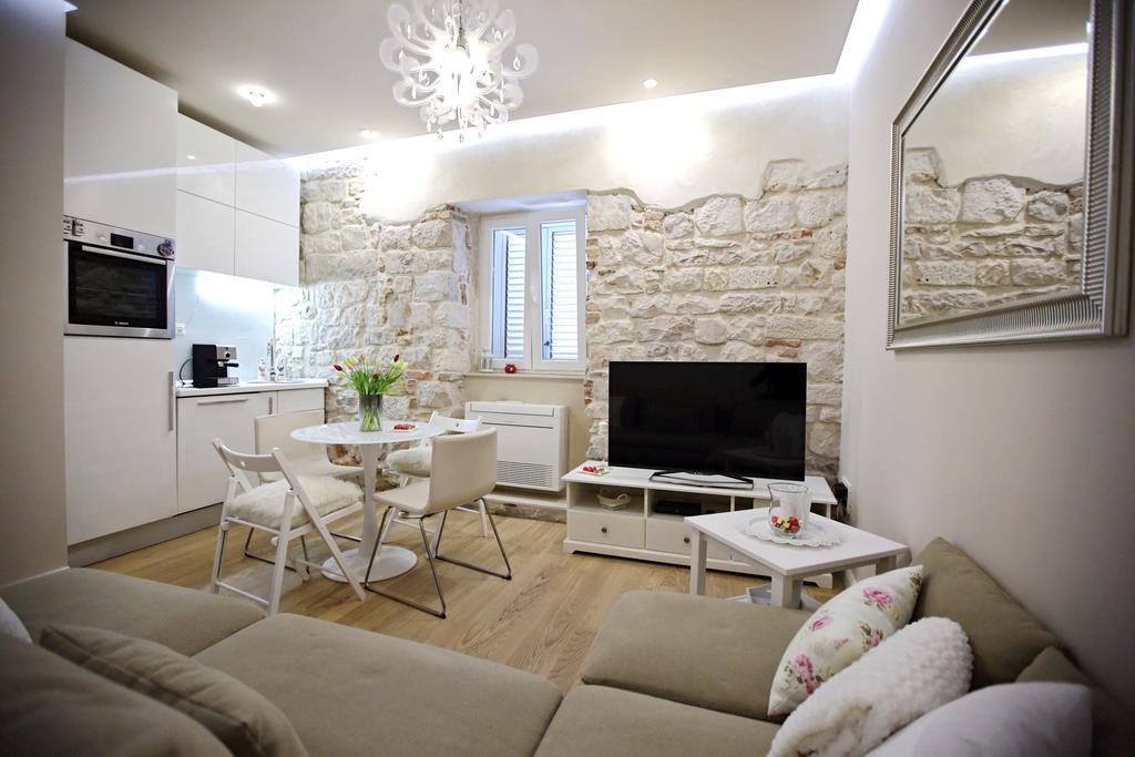 Apartment White Stone - Diocletian Palace سبليت المظهر الخارجي الصورة